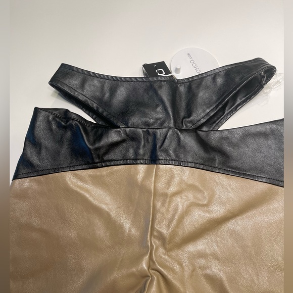 NWT COLOR BLOCK CUT OUT FAUX
LEATHER PU PANTS SIZE 6 - Medium - Picture 5 of 16